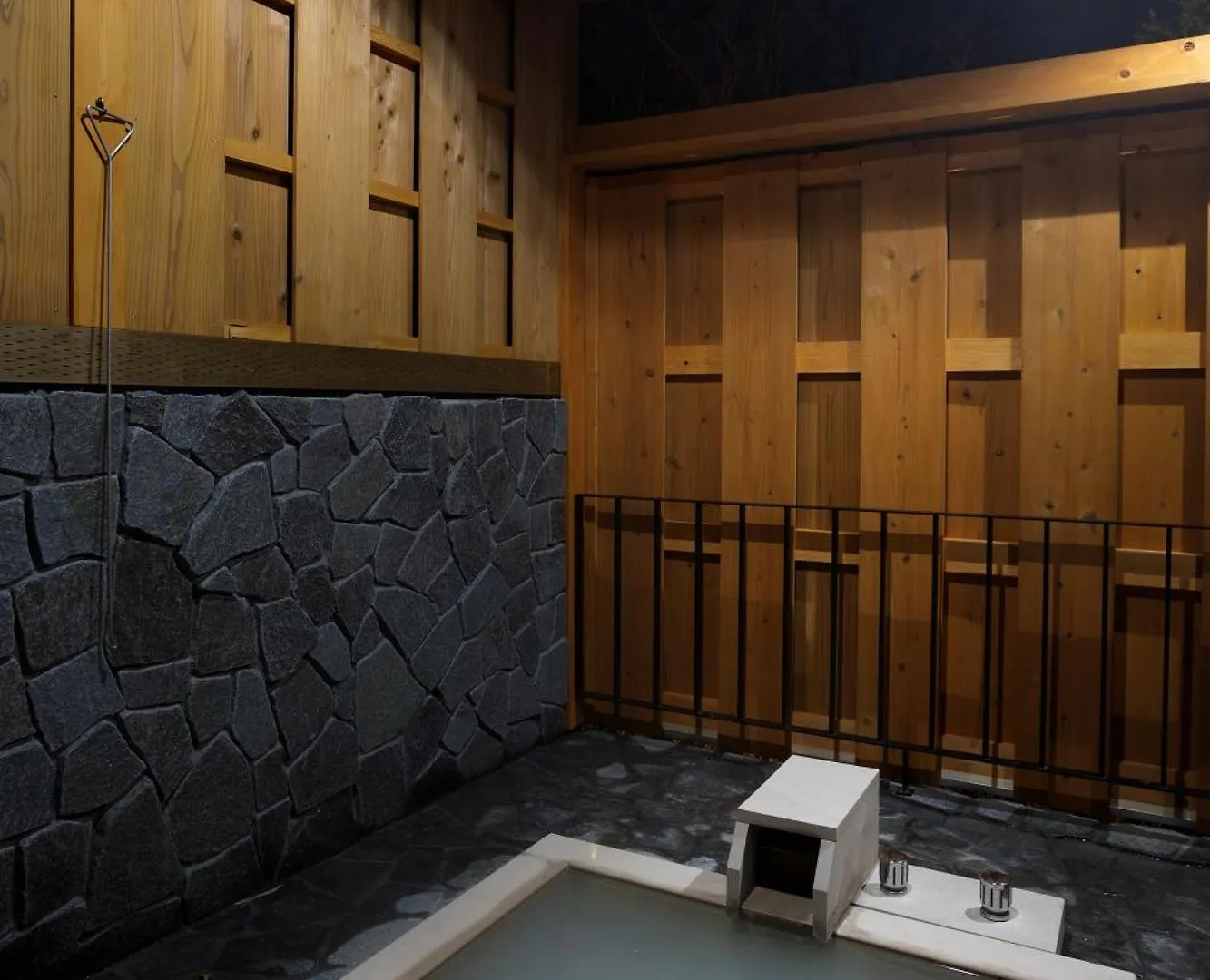 別荘 源泉かけ流し 白濁 Forest Suite Hakone Sengokuhara 日本